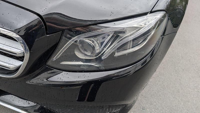 Gebraucht Mercedes E200 184 PS (135 kW) 2018 Schwarz Kombi