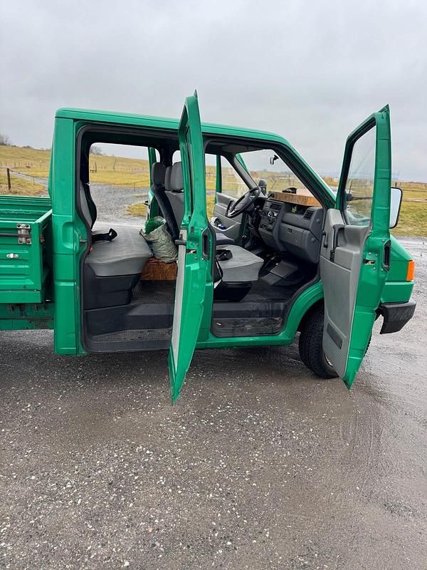 Gebraucht VW T4 77 PS (56 kW) 1995 Grün Van