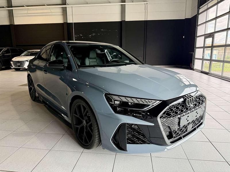 Gebraucht 2025 Audi RS3 Comfort Kleinwagen | 64.700 € (Guter Preis) - Bild 1/4