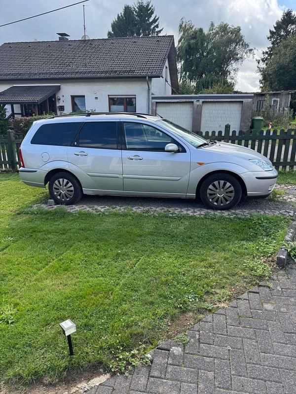 Silber Gebraucht 2003 Ford Focus Kombi | 1.790 € (Fairer Preis) - Bild 1/4