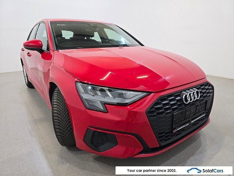 Gebraucht Audi A3 116 PS (85 kW) 2020 Rot Limousine