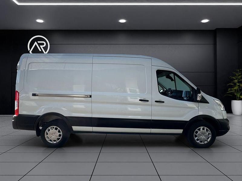 Gebraucht Ford Transit Trend 131 PS (96 kW) 2020 Weiß Van / Kleinbus