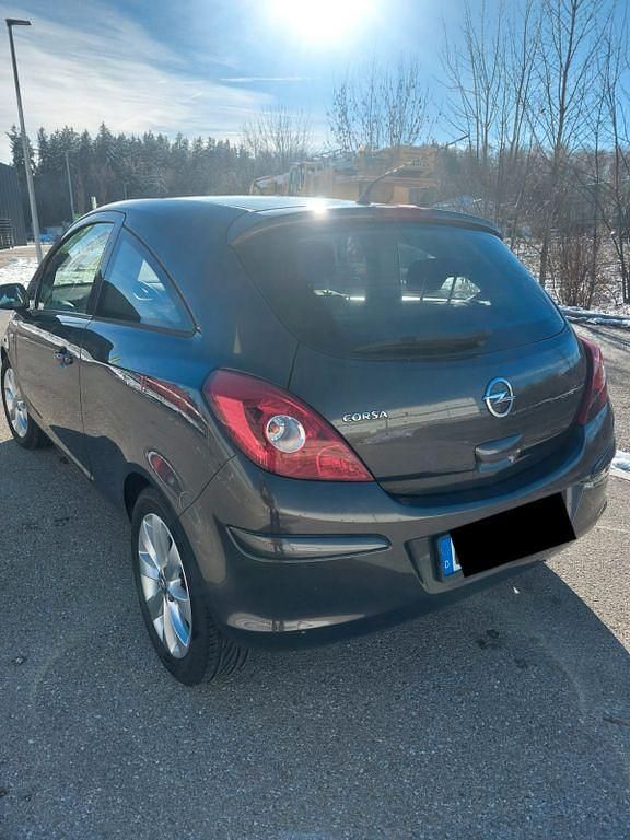 Gebraucht Opel Corsa Active 87 PS (63 kW) 2013 Kleinwagen