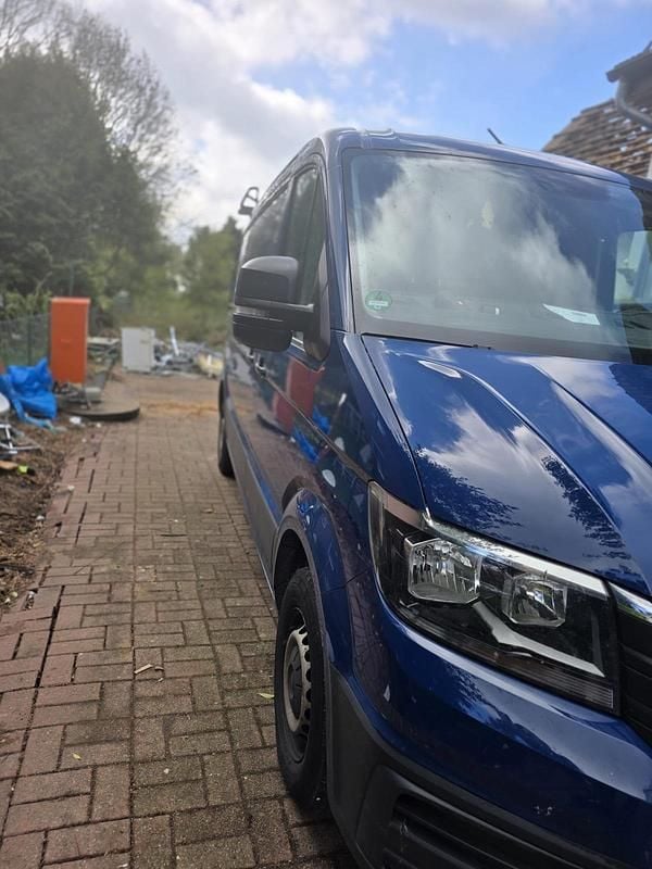 Second-hand VW Crafter 140 CP (102 kW) 2018 Albastru Van