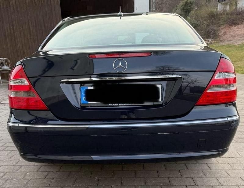 Gebraucht Mercedes E320 224 PS (164 kW) 2003 Blau Limousine
