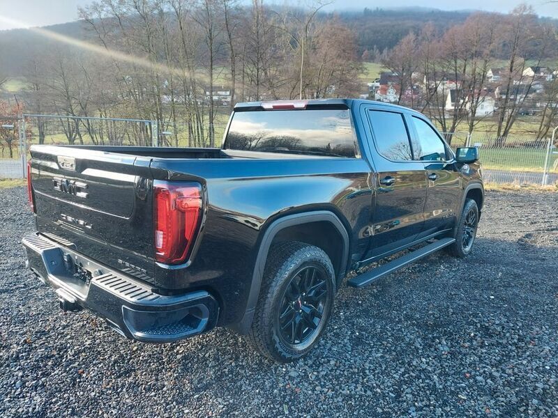 Gebraucht GMC Sierra 281 PS (206 kW) 2021 Schwarz Abholung