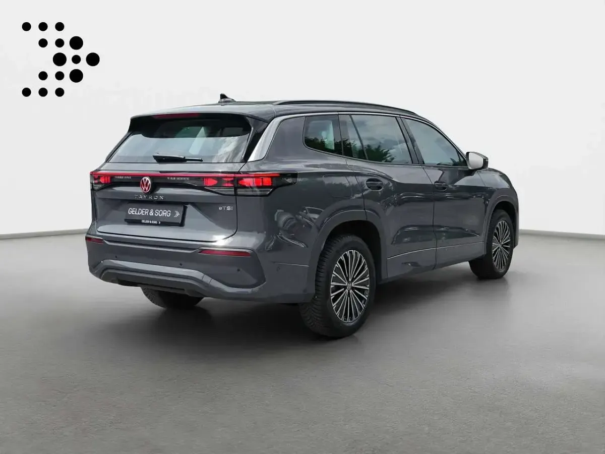 Gebraucht VW Tayron Life 150 PS (110 kW) 2025 Delfingrau metallic SUV
