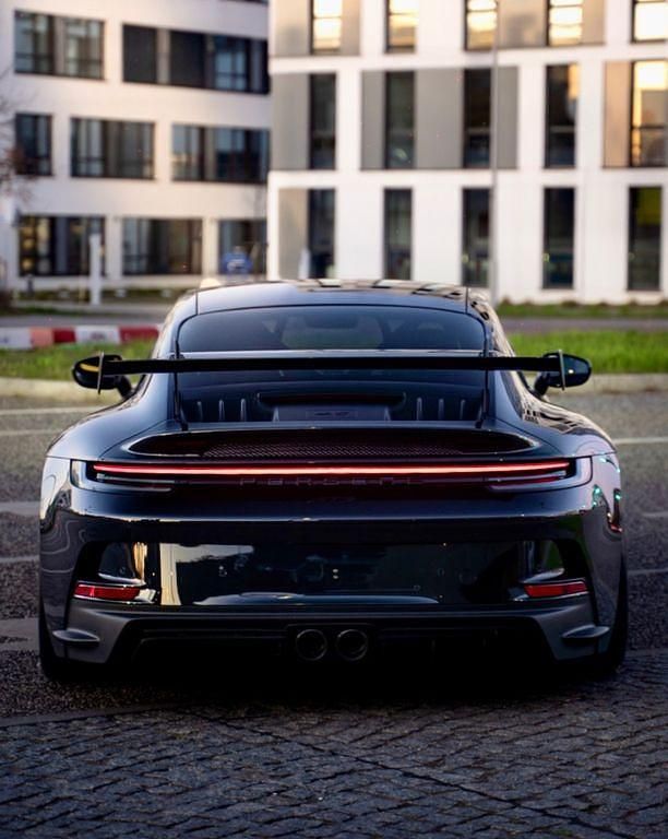 Schwarz Gebraucht 2021 Porsche 992 | 198.000 € (Fairer Preis) - Bild 1/4