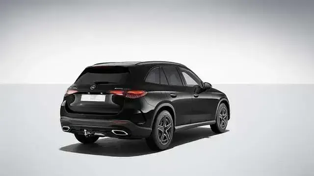 Gebraucht Mercedes GLC300 AMG 269 PS (197 kW) 2025 Schwarz SUV