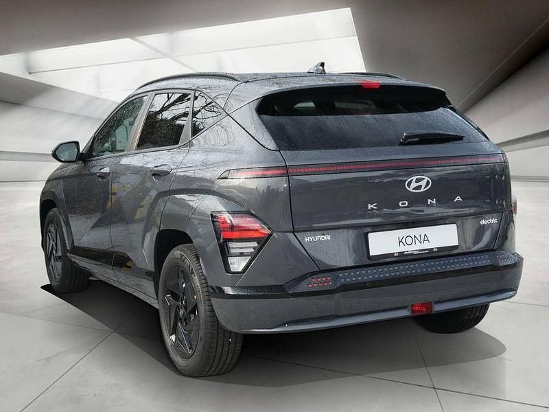 Gebraucht Hyundai Kona Trend 99 kW (135 PS) 2026 Grau SUV