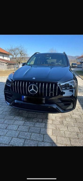 Schwarz Gebraucht 2024 Mercedes GLE63 AMG AMG SUV | 118.000 € (Fairer Preis) - Bild 1/4