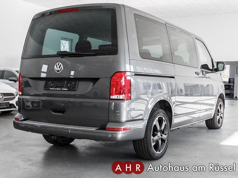 Gebraucht VW Multivan 150 PS (110 kW) 2021 Grau Van