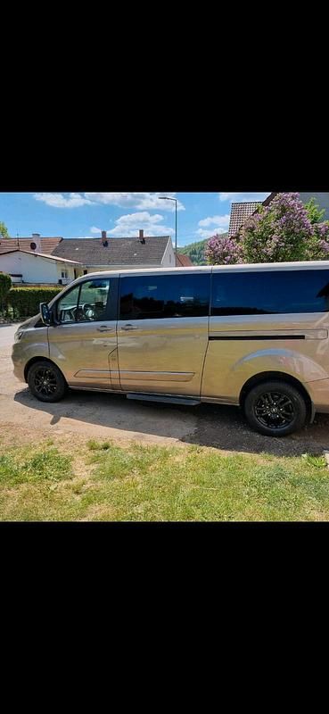 Beige Gebraucht 2019 Ford Transit Custom Titanium X Van / Kleinbus | 23.500 € (Guter Preis) - Bild 1/4