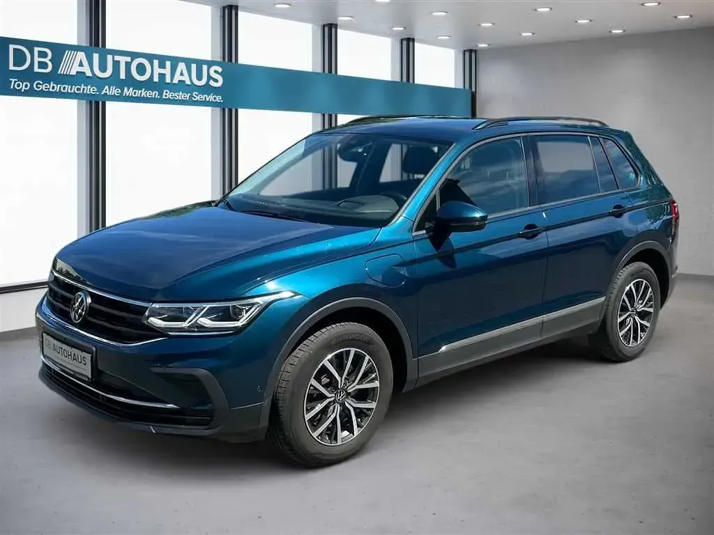 Gebraucht VW Tiguan Life 245 PS (180 kW) 2023 SUV