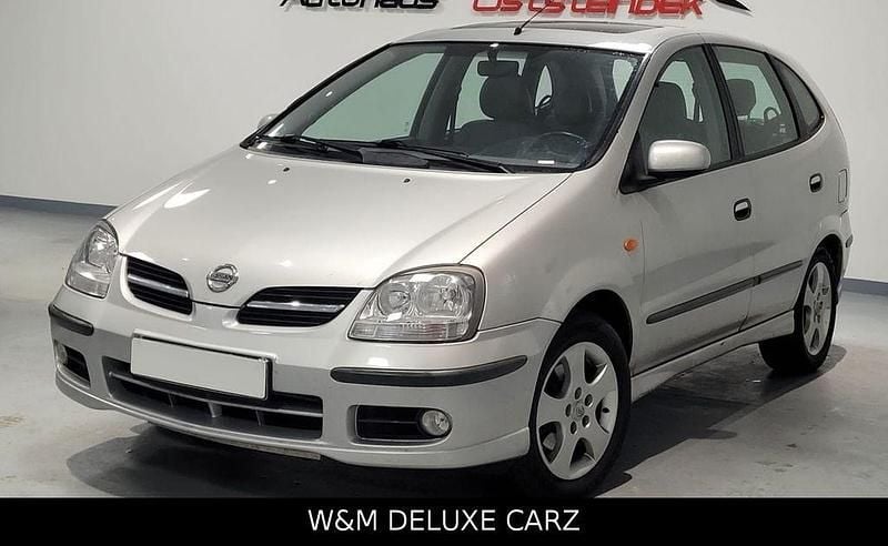 Silber Gebraucht 2005 Nissan Almera Tino Tekna Van / Kleinbus | 4.690 € (Teuer) - Bild 1/4