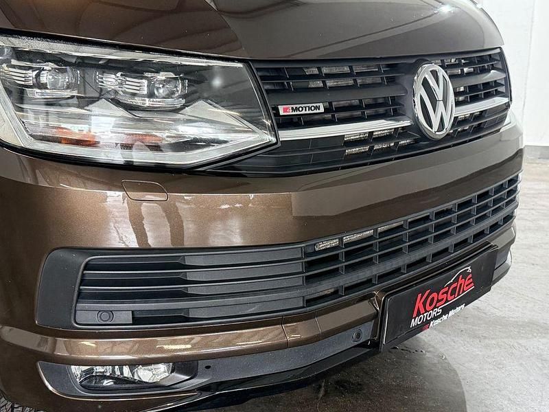 Usata VW Transporter 199 CV (146 kW) 2018 Marrone Furgone