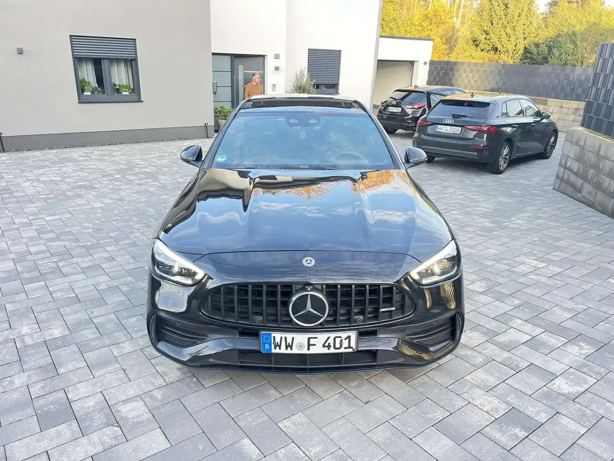 Gebraucht Mercedes C300 265 PS (194 kW) 2021 Schwarz Kombi