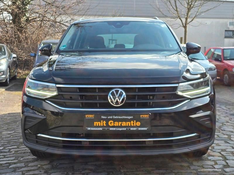 Gebraucht VW Tiguan Active 150 PS (110 kW) 2023 Schwarz SUV