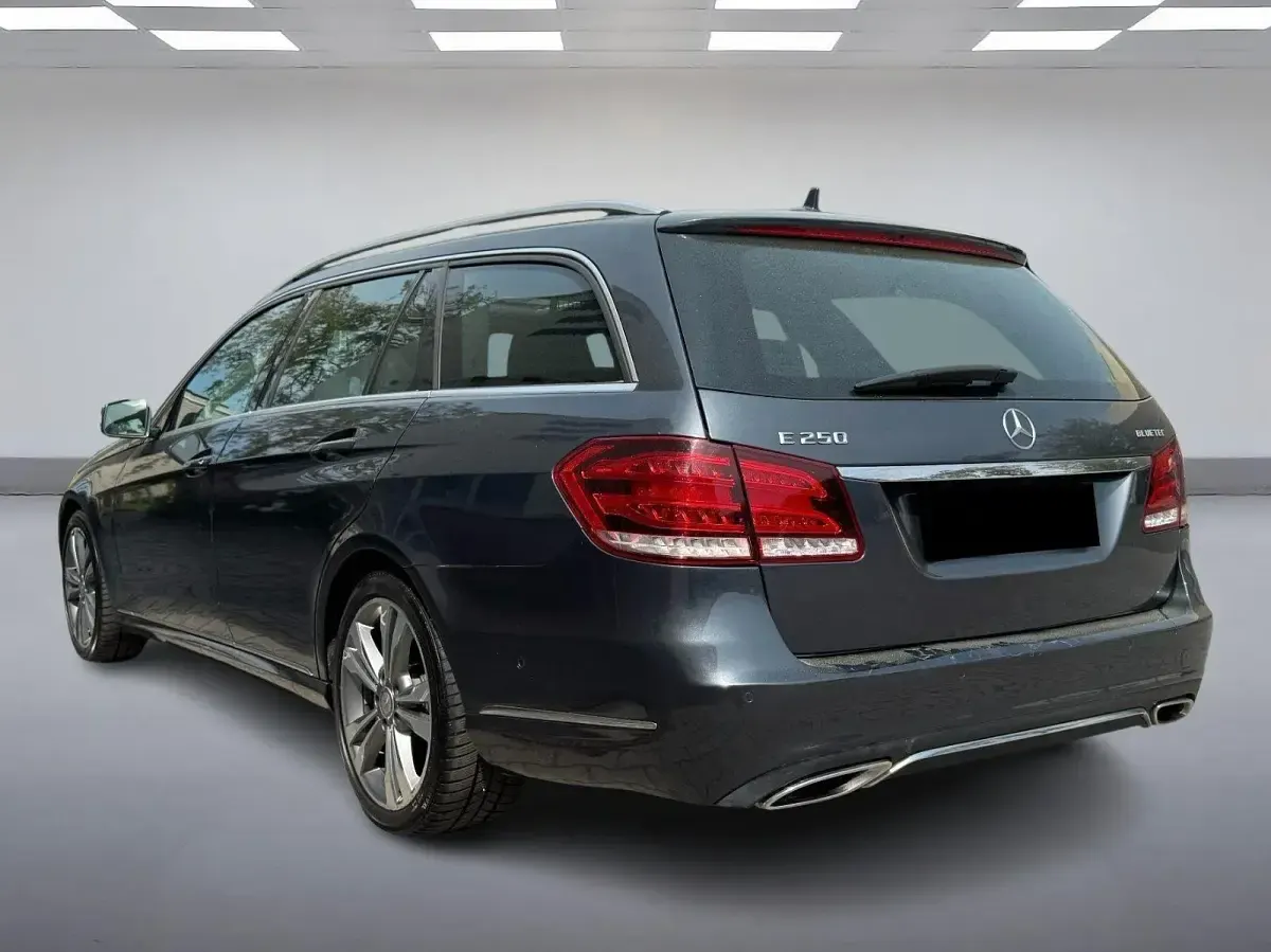 Usata Mercedes E250 204 CV (150 kW) 2016 Grigio Station wagon