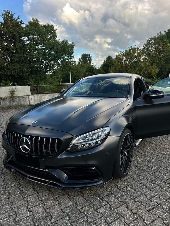 Graphitgrau magnolackierung Gebraucht 2022 Mercedes C63S AMG AMG Coupé | 71.999 € (Guter Preis) - Bild 1/4