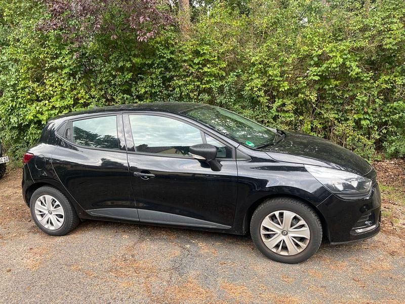 Schwarz Gebraucht 2019 Renault Clio IV Life Limousine | 8.290 € (Guter Preis) - Bild 1/4