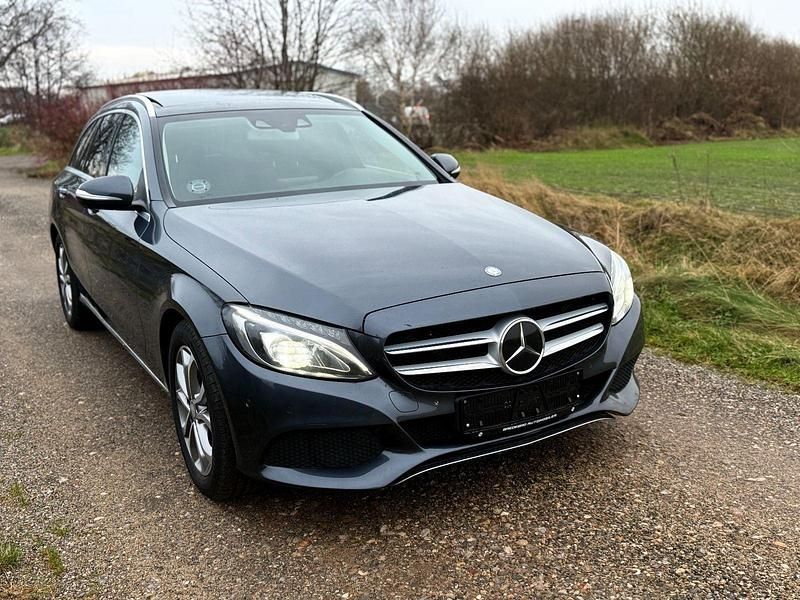 Gebraucht Mercedes C220 170 PS (125 kW) 2015 Grau Kombi