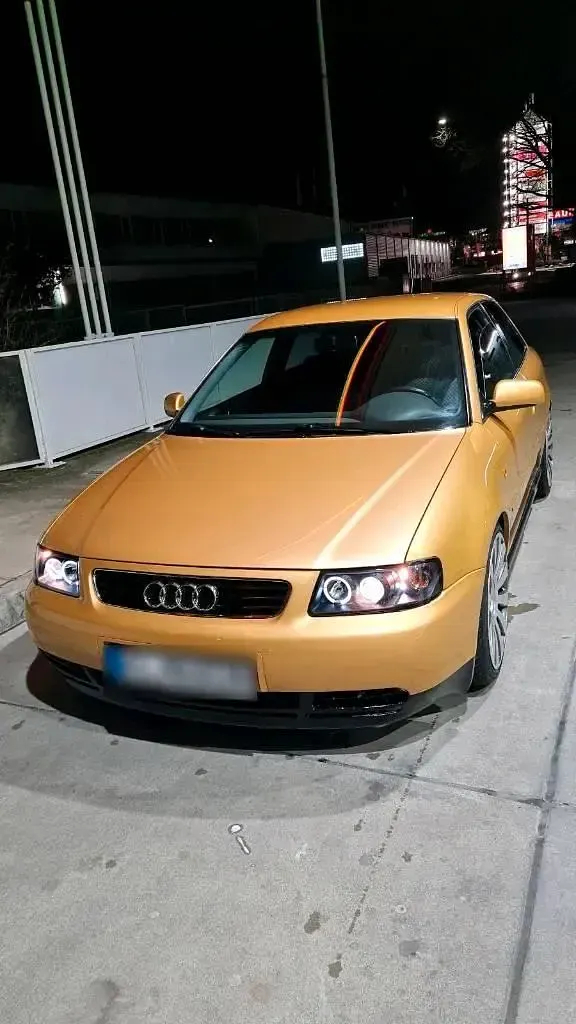 Gebraucht Audi A3 Attraction 125 PS (91 kW) 1999 Gold Kleinwagen