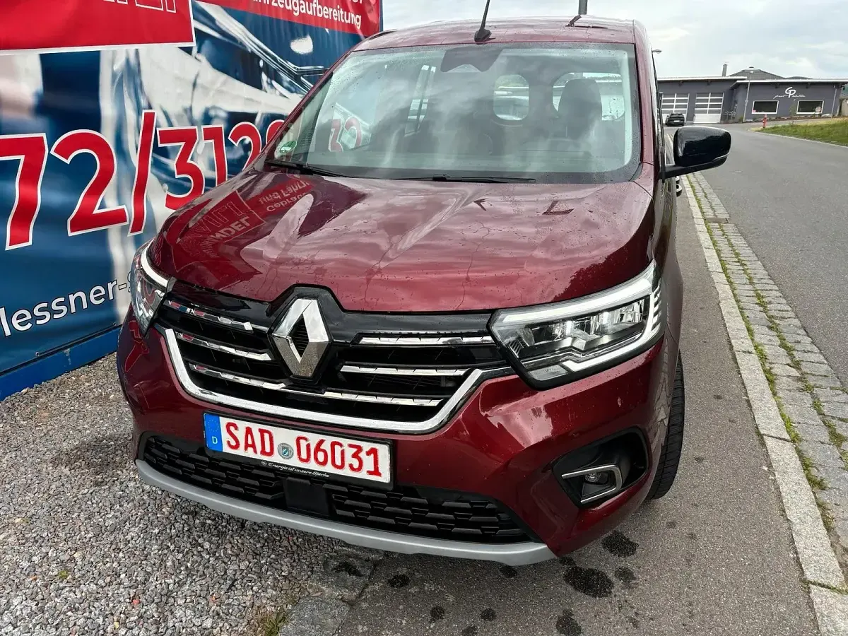 Gebraucht Renault Kangoo 95 PS (69 kW) 2022 Rot Van / Kleinbus
