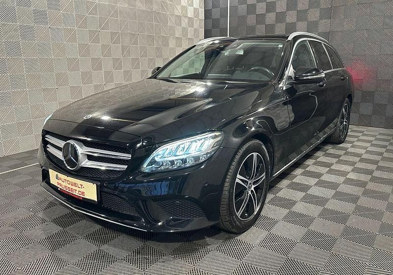Gebraucht Mercedes C300 Avantgarde 258 PS (189 kW) 2020 Schwarz Limousine