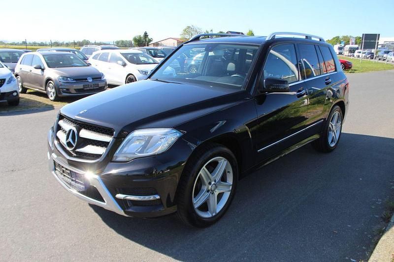 Schwarz Gebraucht 2013 Mercedes GLK200 Sport SUV | 8.990 € (Fairer Preis) - Bild 1/4