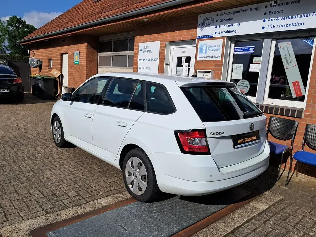 Gebraucht Skoda Fabia Ambition 110 PS (80 kW) 2017 Weiß Kombi