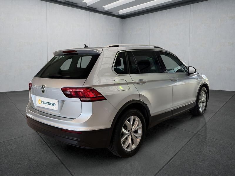 Gebraucht VW Tiguan 150 PS (110 kW) 2019 Silber SUV