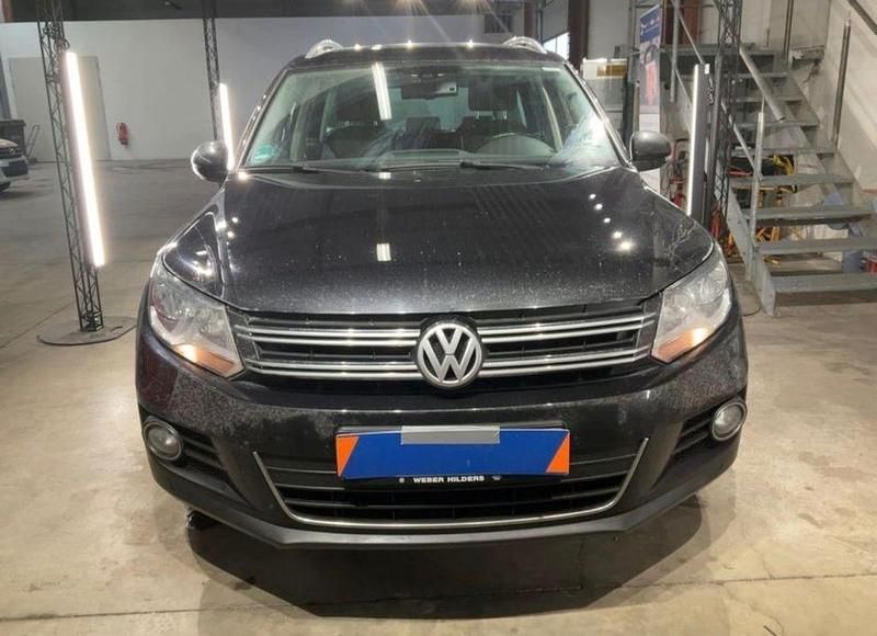 Gebraucht VW Tiguan Cup 140 PS (102 kW) 2014 Schwarz SUV