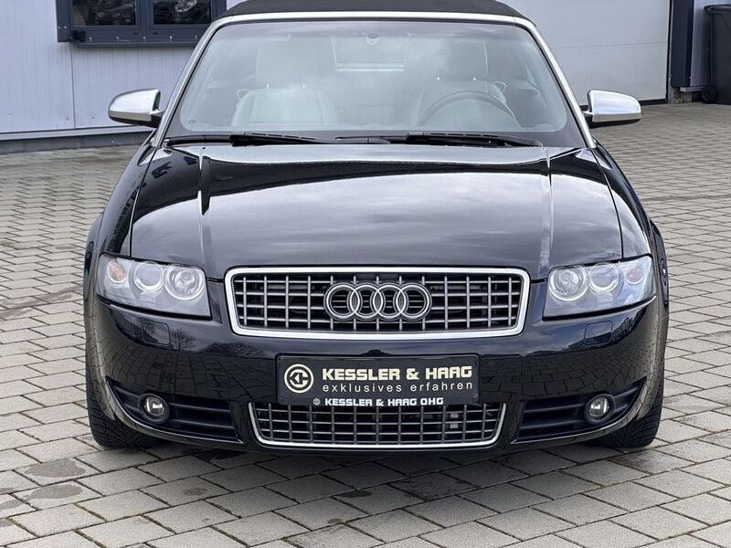 Gebraucht Audi S4 Cabriolet Sport 344 PS (253 kW) 2004 Ebonyschwarz perleffekt Cabrio