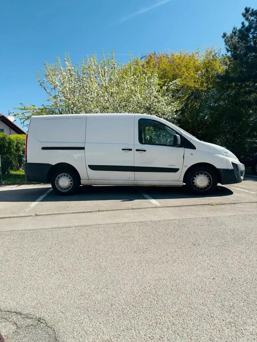 Używany Citroën Jumpy 136 KM (100 kW) 2008 Biały Minivan