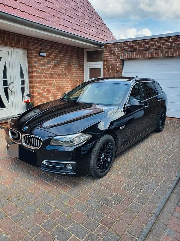 Schwarz Gebraucht 2014 BMW 525 Kombi | 12.000 € (Guter Preis) - Bild 1/4