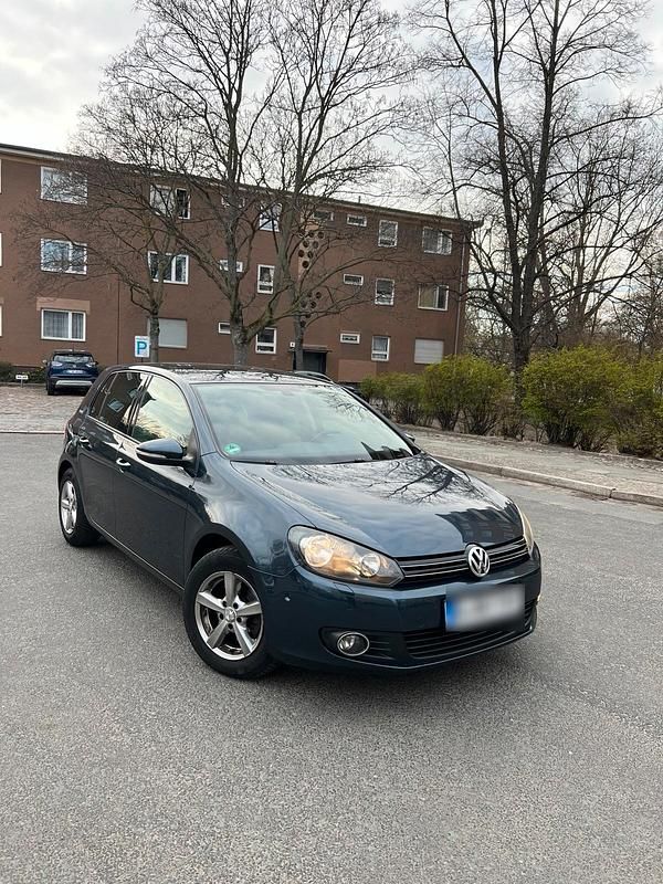 Gebraucht VW Golf VI Team 122 PS (89 kW) 2010 Grau Kleinwagen