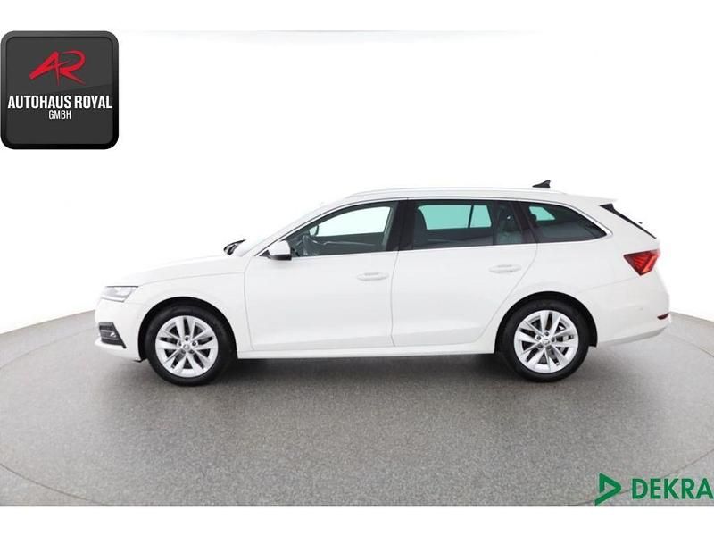 Weiss Gebraucht 2024 Skoda Octavia Kombi | 28.880 € (Guter Preis) - Bild 1/4