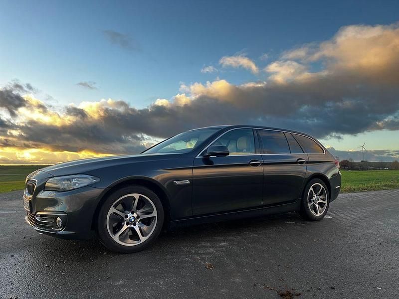 Gebraucht BMW 525 Luxury Line 218 PS (160 kW) 2014 Braun Kombi