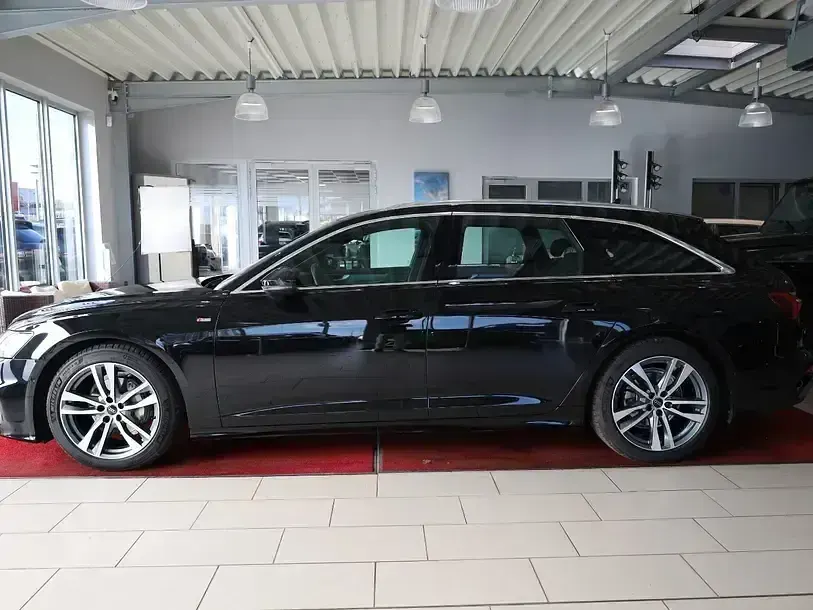 Gebraucht Audi A6 S-Line 204 PS (150 kW) 2024 Mythosschwarz Kombi