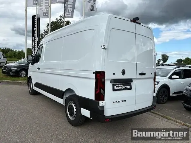 Neu Renault Master 131 PS (96 kW) 2025 Van / Kleinbus