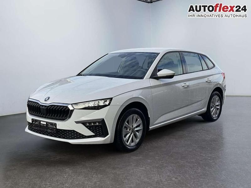 Neu Skoda Scala Selection 116 PS (85 kW) 2026 Moonweis metallic Kleinwagen