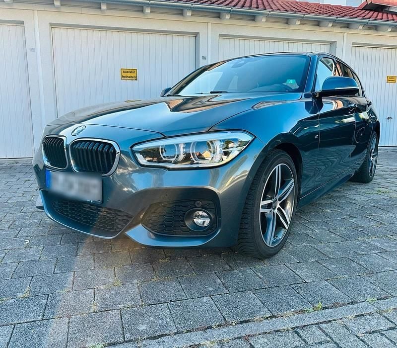 Grau Gebraucht 2018 BMW 125 M Sport Kleinwagen | 15.000 € (Superpreis) - Bild 1/4