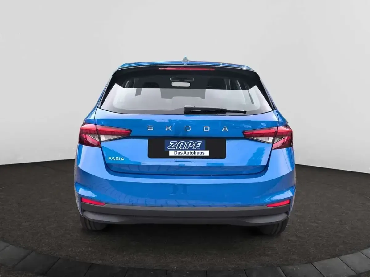 Neu Skoda Fabia Selection 80 PS (58 kW) 2026 Blau Kleinwagen