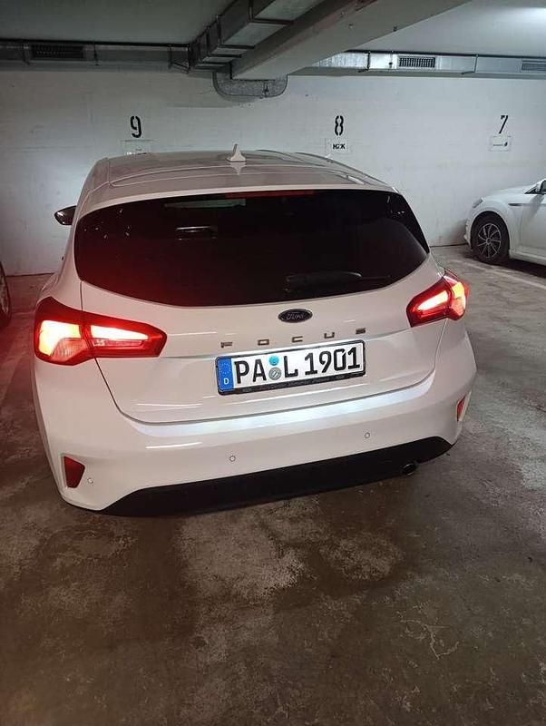 Gebraucht Ford Focus 125 PS (91 kW) 2019 Limousine