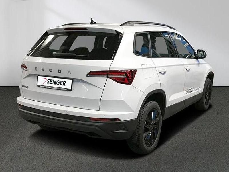 Gebraucht Skoda Karoq Selection 150 PS (110 kW) 2025 Moon weiss perleffekt SUV
