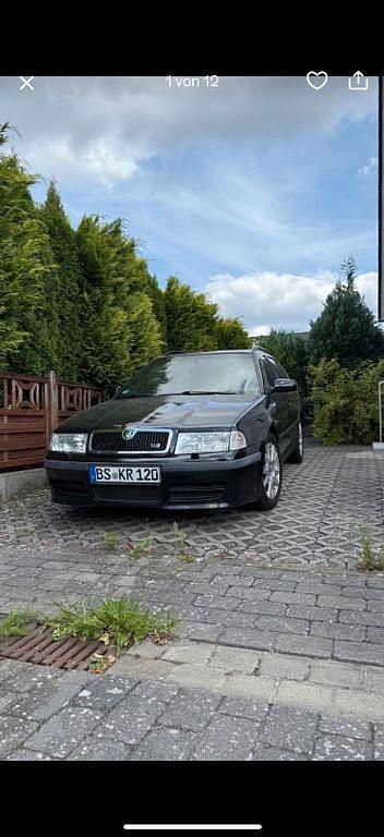 Schwarz Gebraucht 2003 Skoda Octavia RS Kombi | 3.000 € (Superpreis) - Bild 1/4