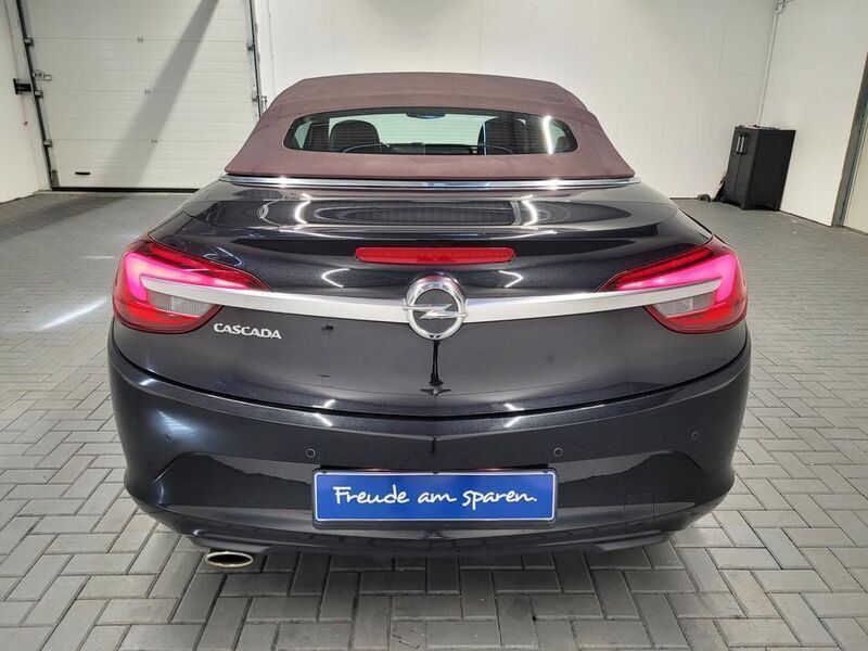 Gebraucht Opel Cascada Innovation 140 PS (102 kW) 2013 Schwarz (karbonschwarzmet.) Cabrio