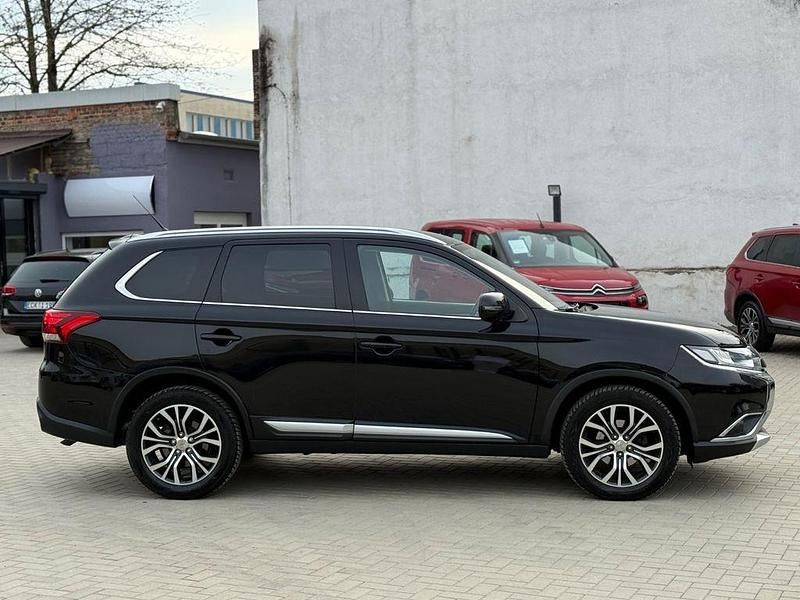 Gebraucht Mitsubishi Outlander 150 PS (110 kW) 2016 Schwarz SUV