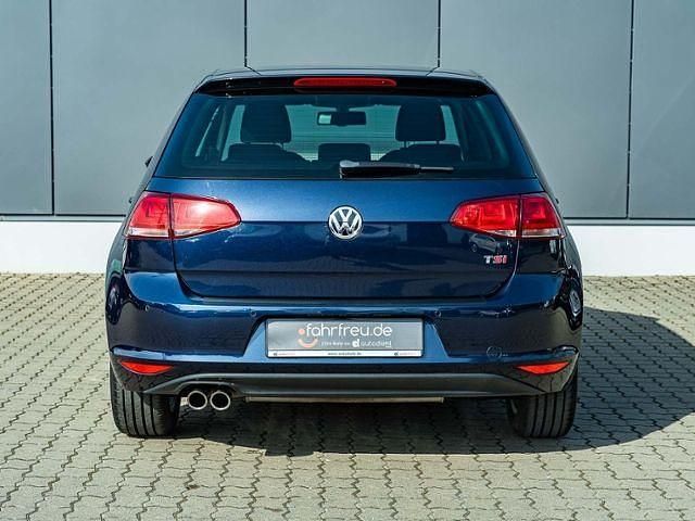 Gebraucht VW Golf VII LOUNGE 150 PS (110 kW) 2015 Blau Limousine